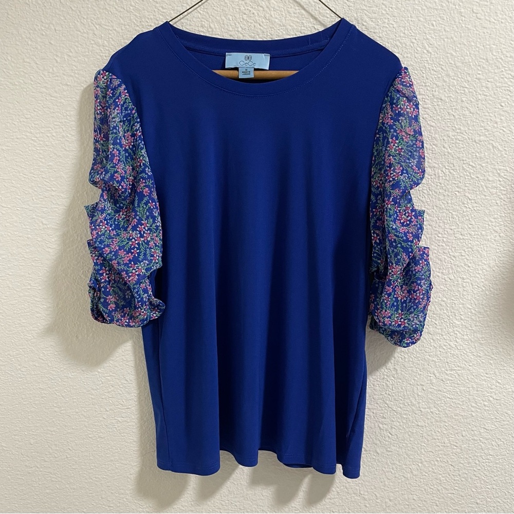 Cece Chic Blue Women's Blouse with Floral Sleeves